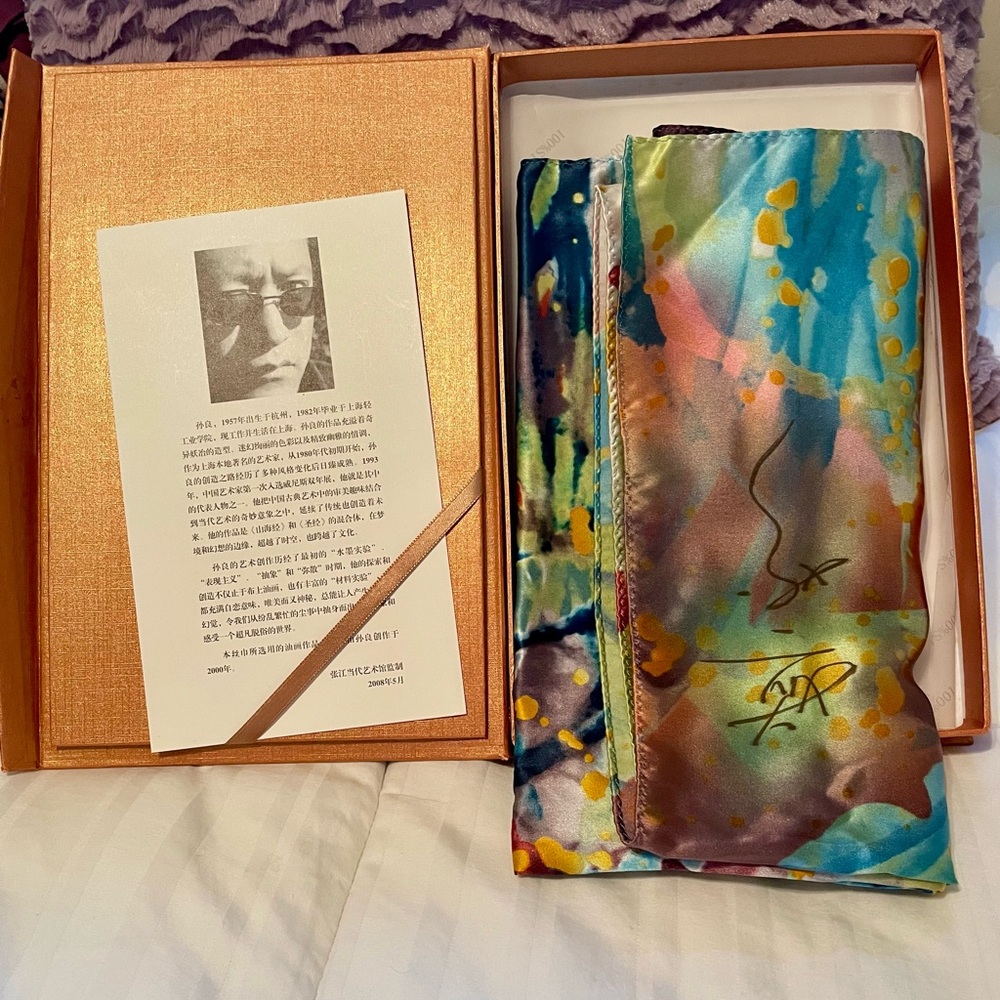 Sun Liang Artistic 100% Silk Scarf